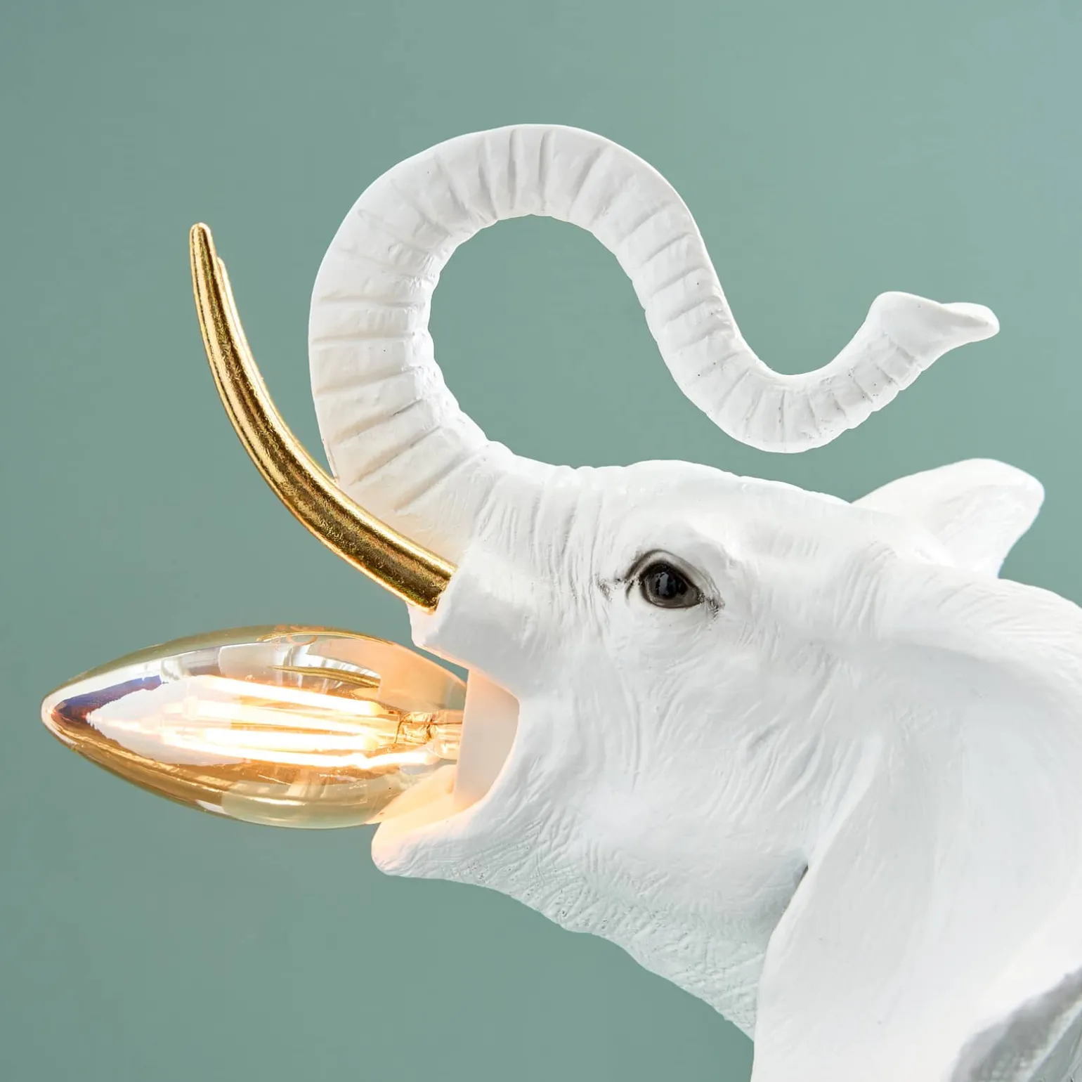 Lampe à poser éléphant Dumbo, blanc-or