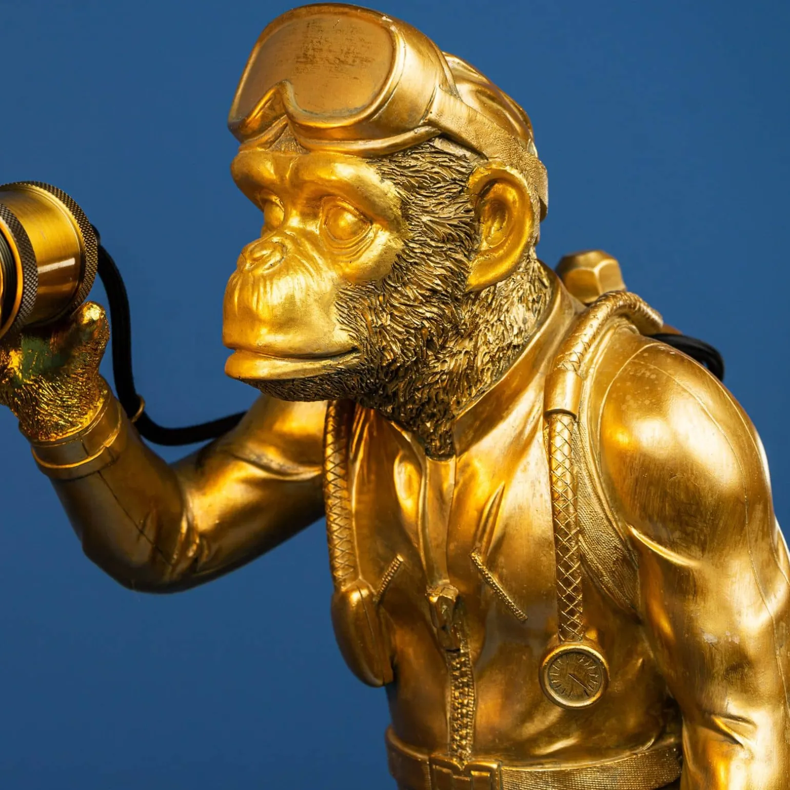 Lampe à poser singe Diver Dan, or