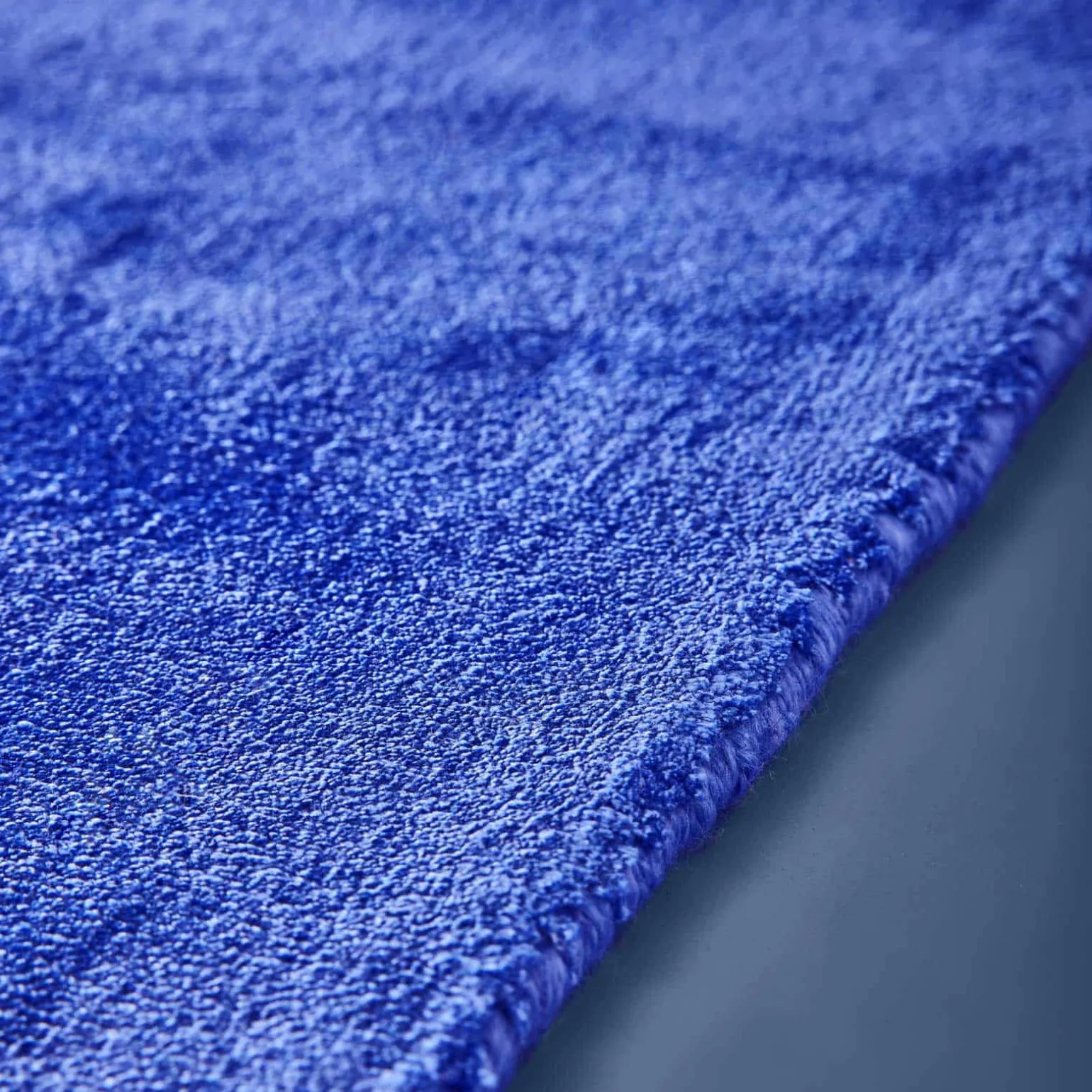 Tapis Velvet Touch, bleu