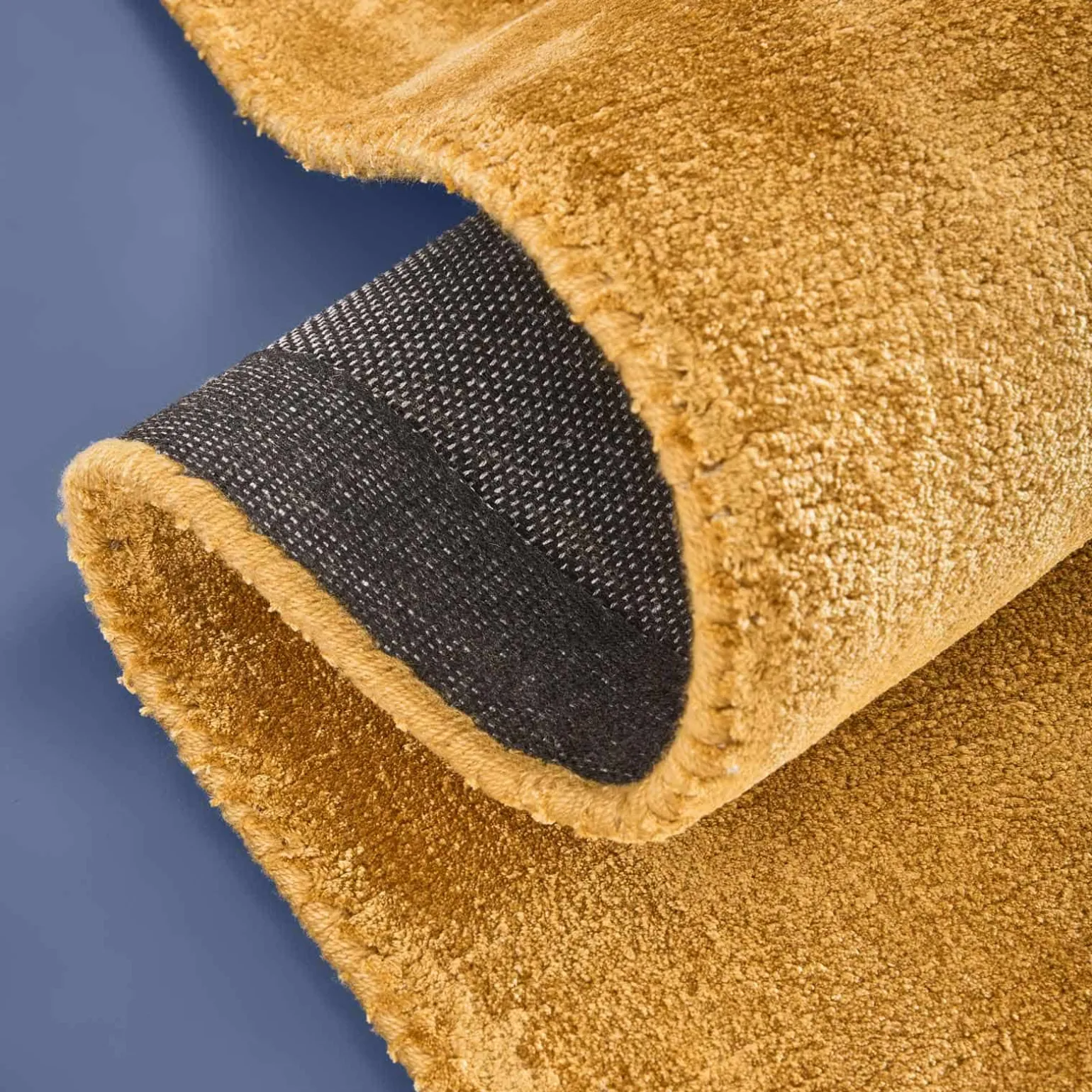 Tapis Velvet Touch, jaune
